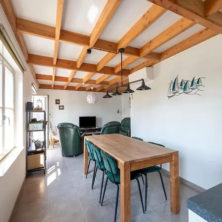Charming In A Quiet Location Casa vacanze